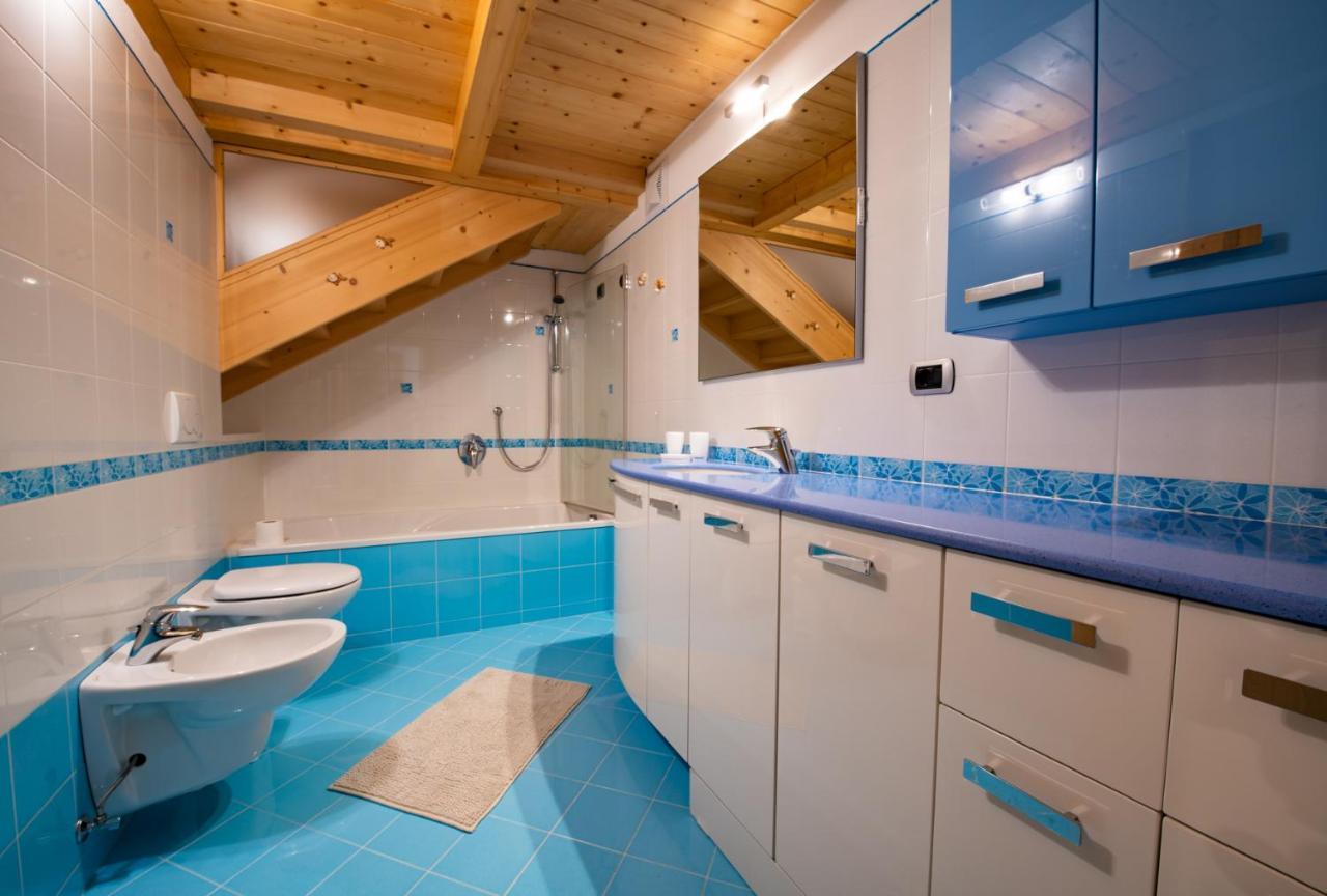 Casa Di Niki Villa Vigo di Fassa Luaran gambar