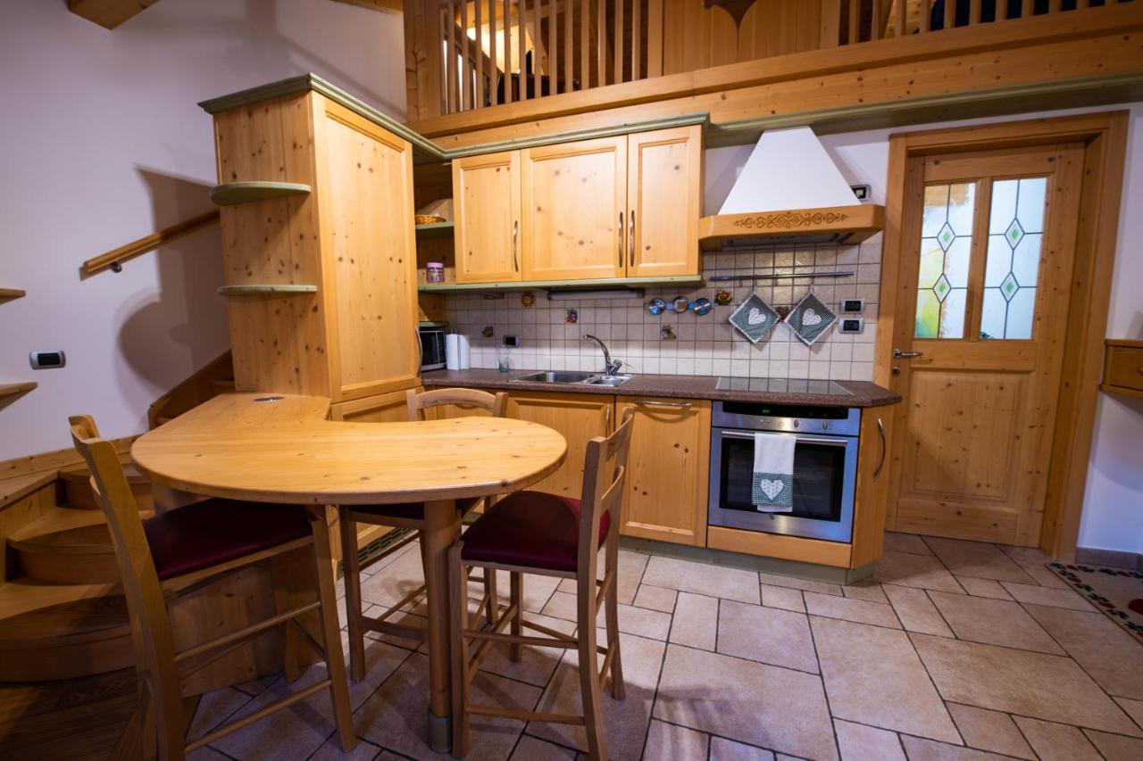 Casa Di Niki Villa Vigo di Fassa Luaran gambar