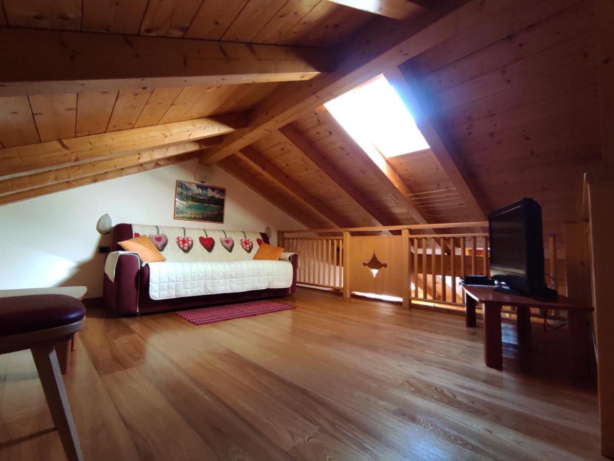 Casa Di Niki Villa Vigo di Fassa Luaran gambar