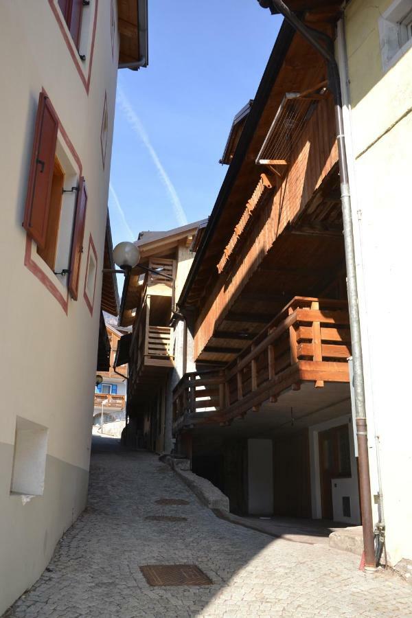 Casa Di Niki Villa Vigo di Fassa Luaran gambar
